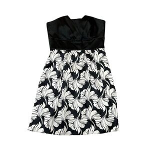 White House Black Market dress size 10 strapless corset top pockets